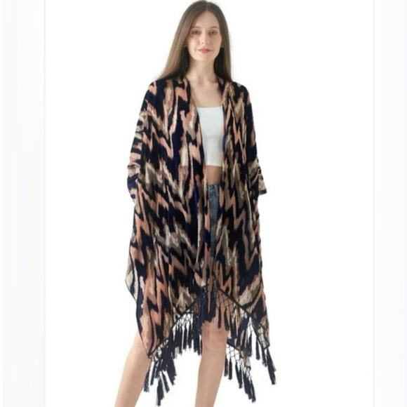 NWT Free People Dripping Velvet Fringe Shawl - Picture 8 of 8